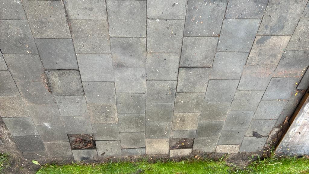 30 x 30 tegels gratis, Tuin en Terras, Ophalen of Verzenden, Zo goed als nieuw, Beton, Terrastegels