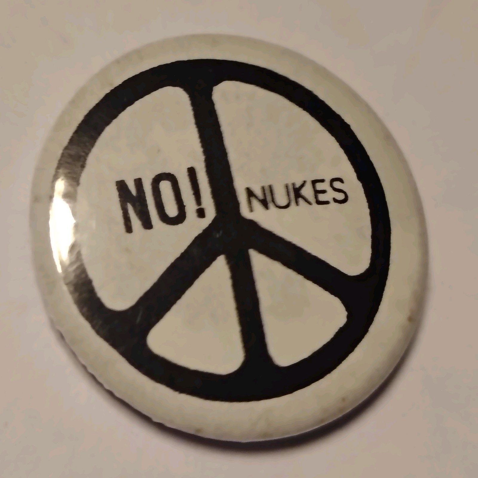 No! Nukes Button, Ophalen of Verzenden