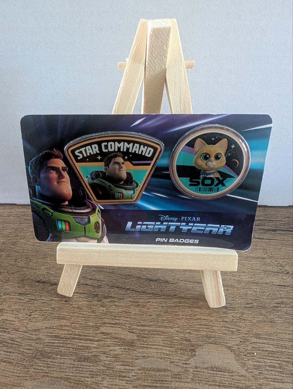 Disney Pixar Lightyear Pins: Buzz Lightyear & Sox, Ophalen of Verzenden, Overige figuren, Nieuw