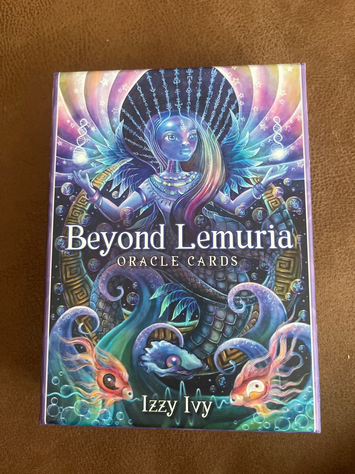 Beyond Lemuria Oracle Kaarten - Izzy Ivy, Boeken, Ophalen of Verzenden, Nieuw, Tarot of Kaarten leggen, Overige typen