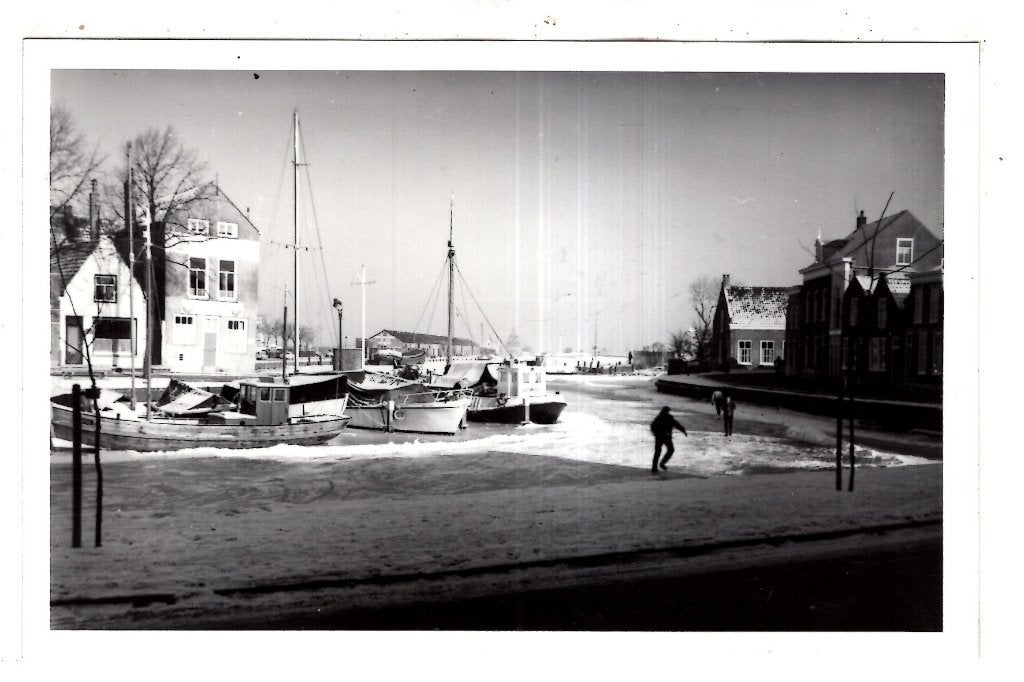 Middelharnis  1 Winter  Schaatsen fotokaart 1956, Verzenden, 1940 tot 1960, Ongelopen