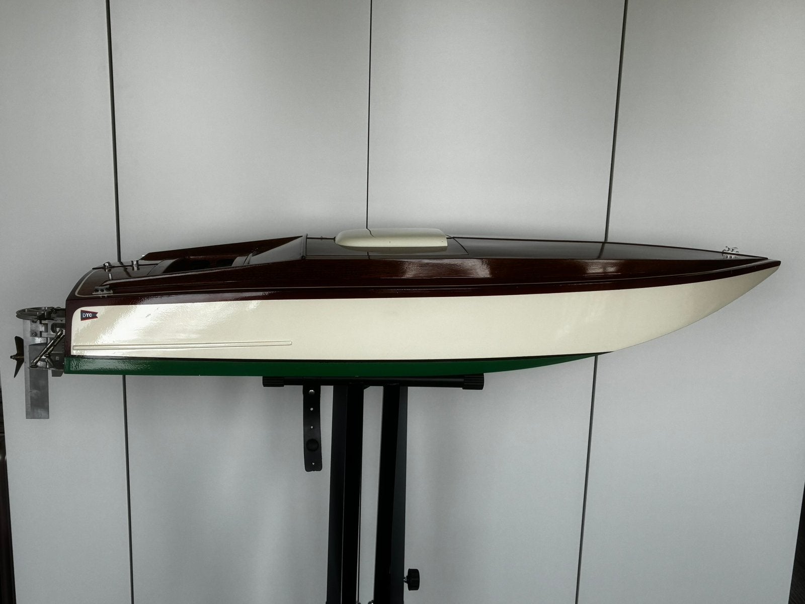 RC Crackerbox Powerboat met 30cc Zenoah van 1.20m, Ophalen, Gebruikt
