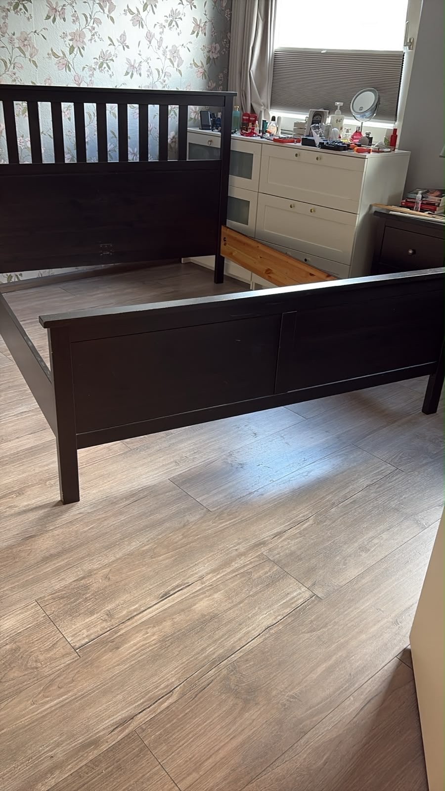 GRATIS OPHALEN Ikea Tweepersoonsbed zwart hout - 160x200 cm, Ophalen, Gebruikt, Bruin, Tweepersoons