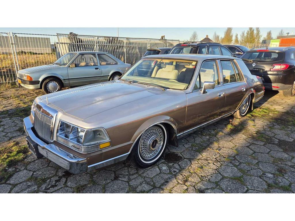 Lincoln - 1985 - Continental, Automaat, Gebruikt, Continental, Bedrijf