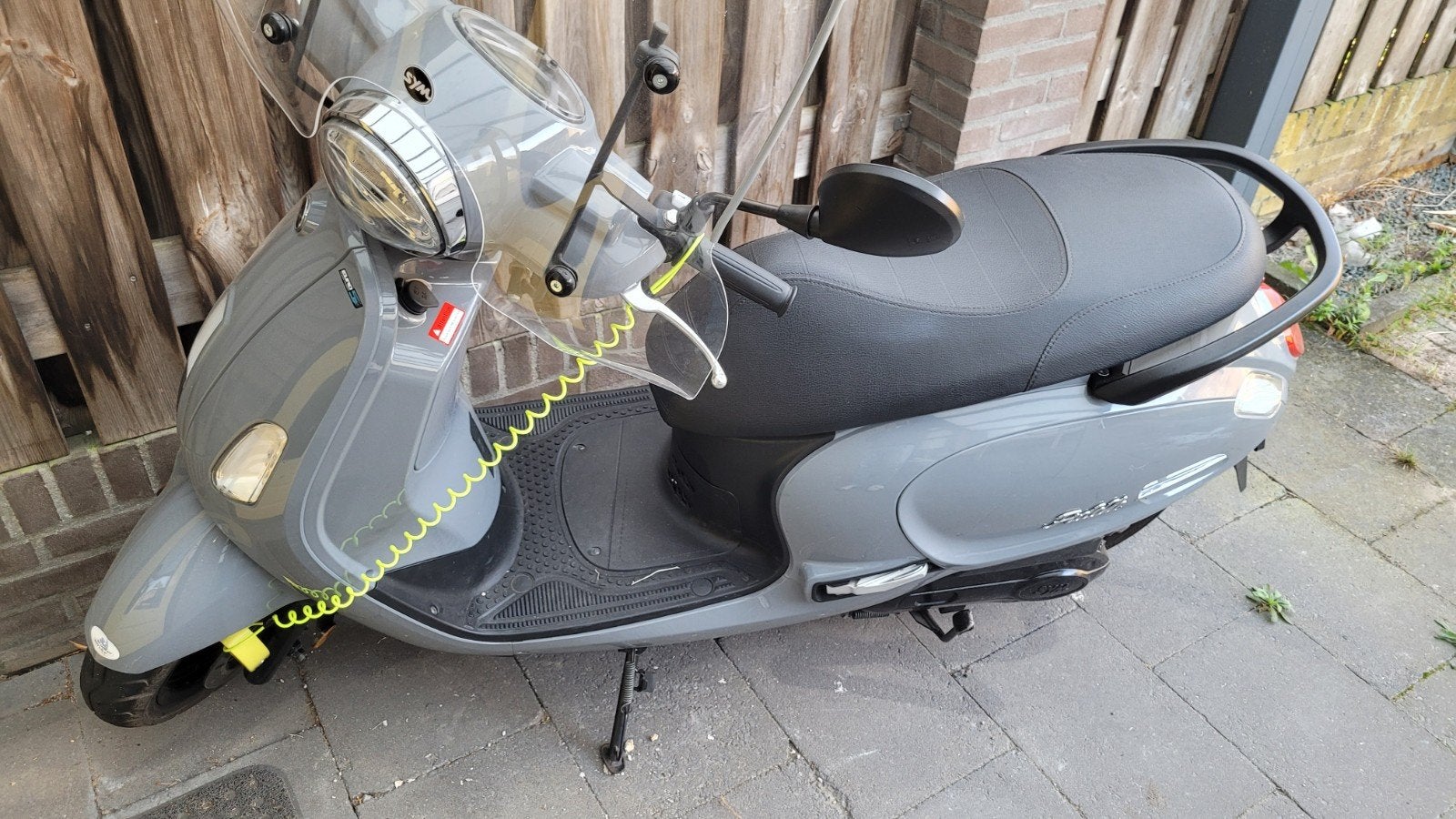 Sym Fiddle 4 uit 2023 - Slechts 9500 km!, Ophalen, Gebruikt, Benzine, Sym