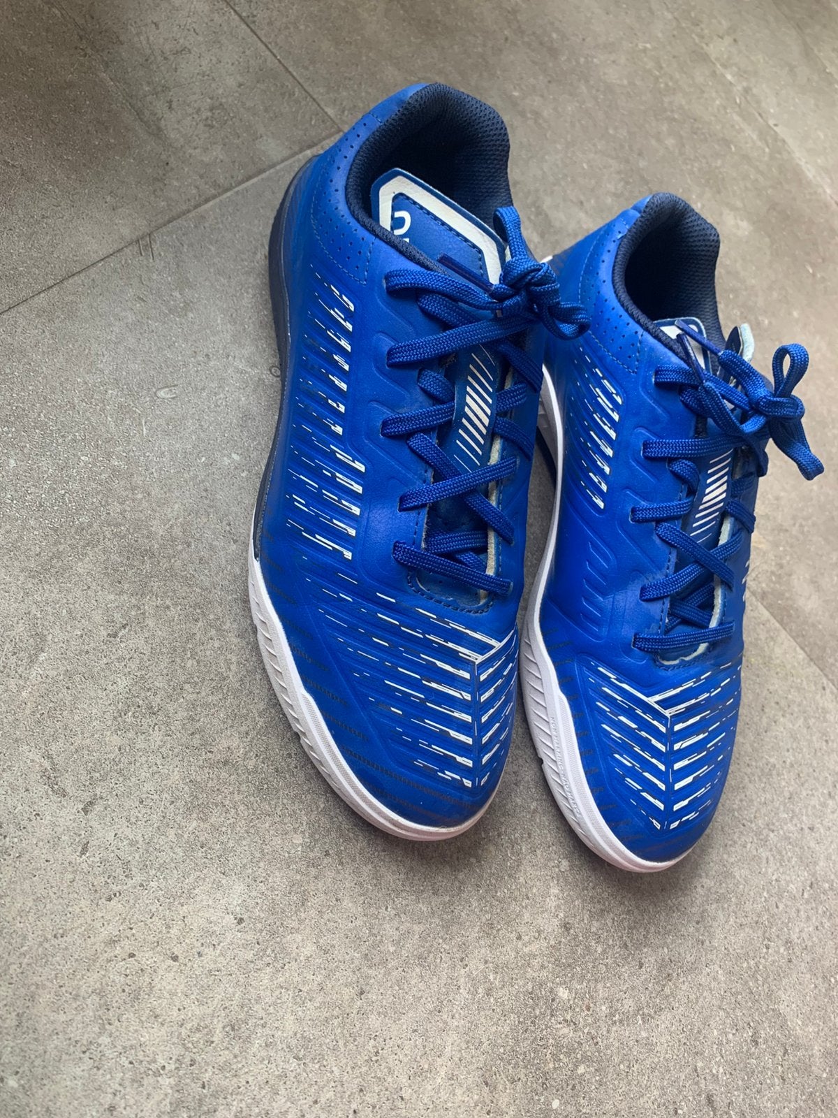 Zaalvoetbal schoenen Decathlon maat 40, Ophalen, Maat XS of kleiner, Schoenen, Zo goed als nieuw