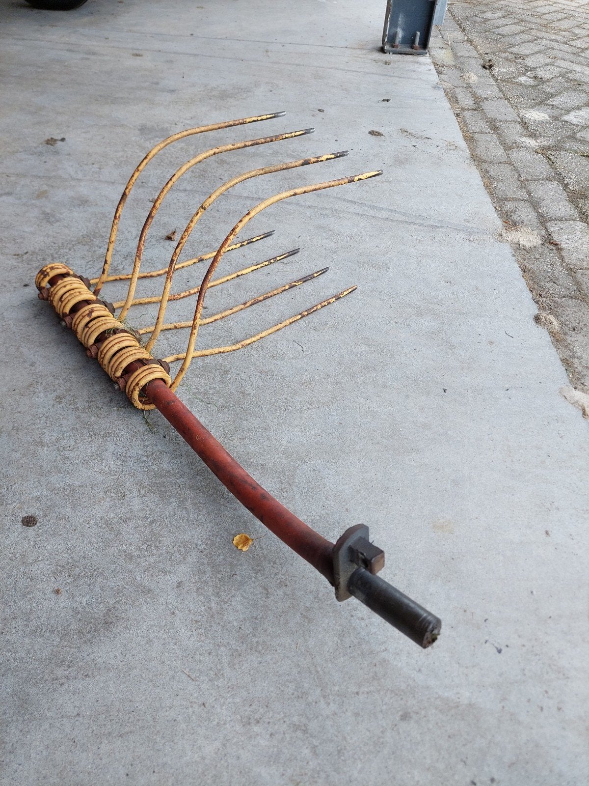 Te koop gevraagd arm hark niemeyer 345 twin DA, Ophalen of Verzenden