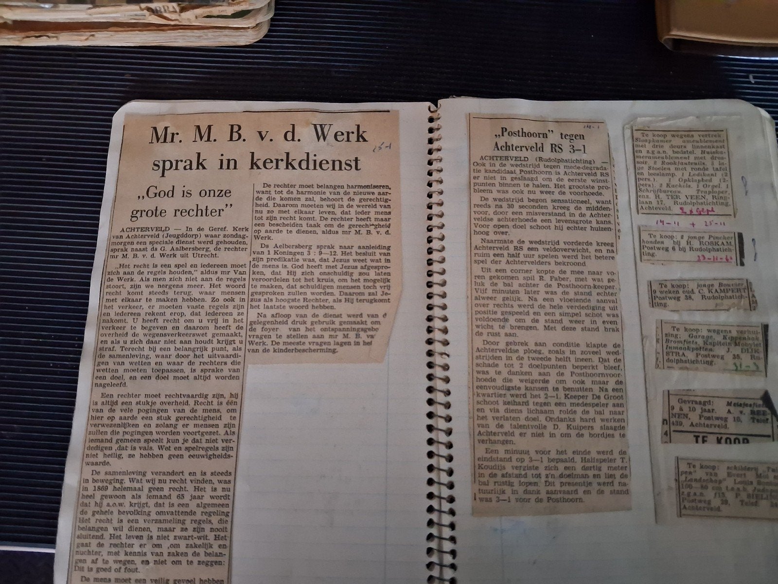 Barneveldse krant, trouw knipsels, Verzamelen, Ophalen