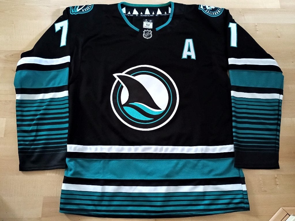 San Jose Sharks Jersey Celebrini maat: M, Sport en Fitness, IJshockey, Verzenden, Nieuw, Kleding