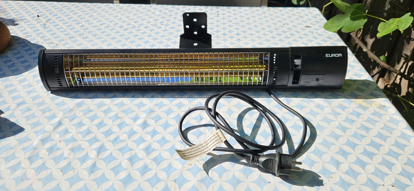 Eurom Golden 2000 Shadow Terrasverwarmer, Zo goed als nieuw, Waterbestendig, Wand, Ophalen