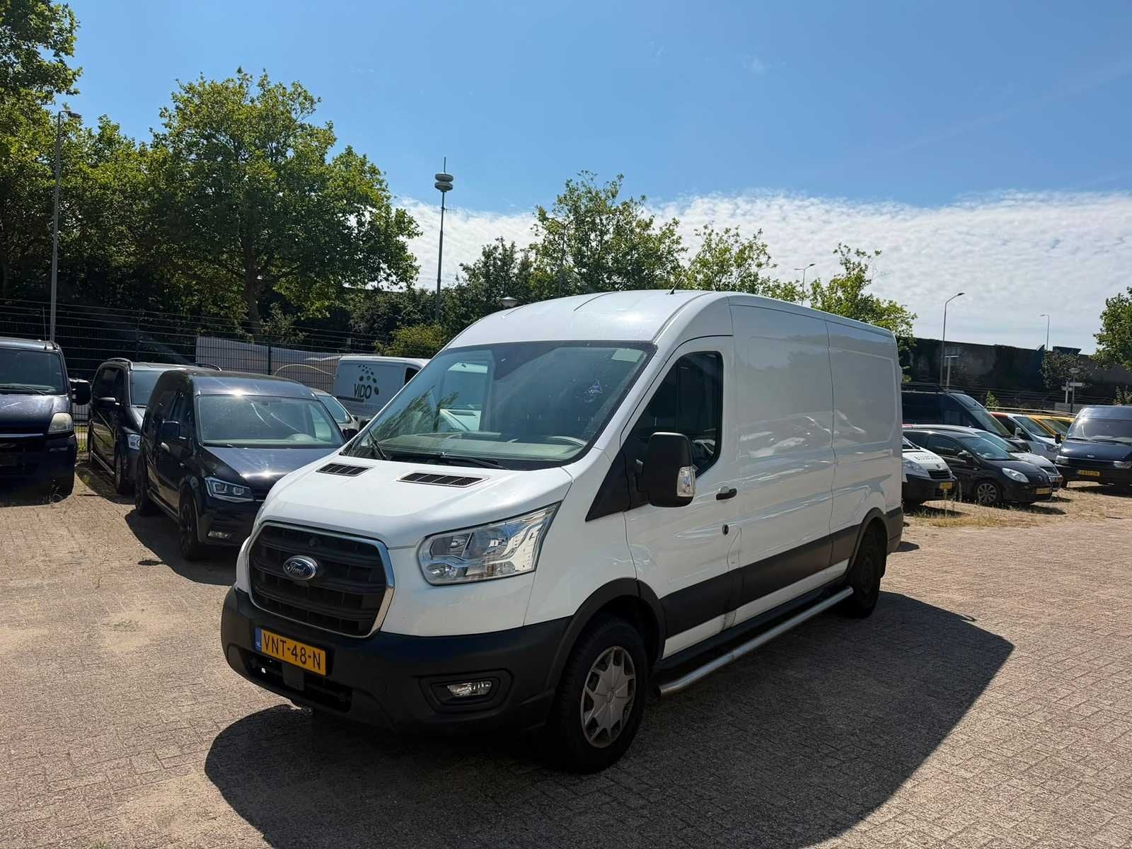 Ford Transit 330 2.0 TDCI L3H3 Trend | VNT-48-N i, Voorwielaandrijving, Euro 6, 4 cilinders, 2159 kg