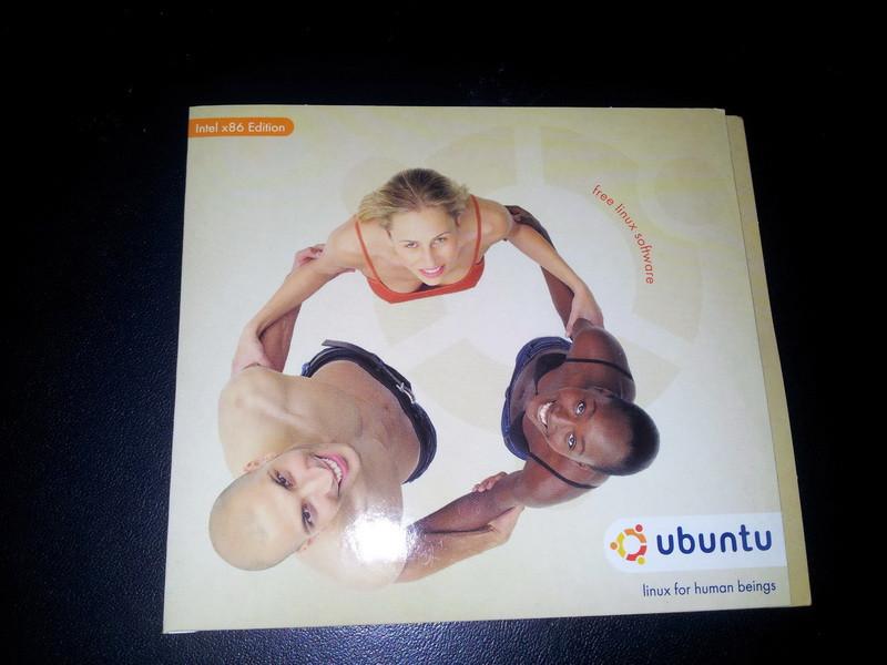 Ubuntu Originele CD-set V4.10 30-4, Ophalen of Verzenden, Nieuw
