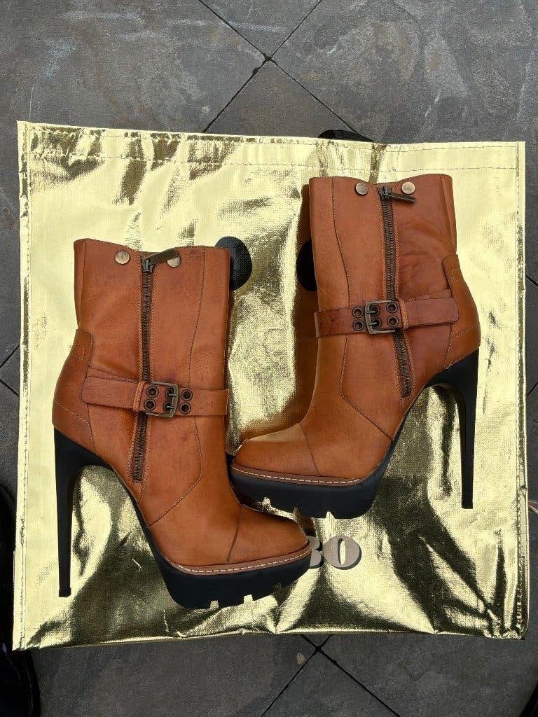 Kurt Geiger leren laarzen hoge hak, Hoge laarzen, Bruin, Ophalen of Verzenden, Zo goed als nieuw