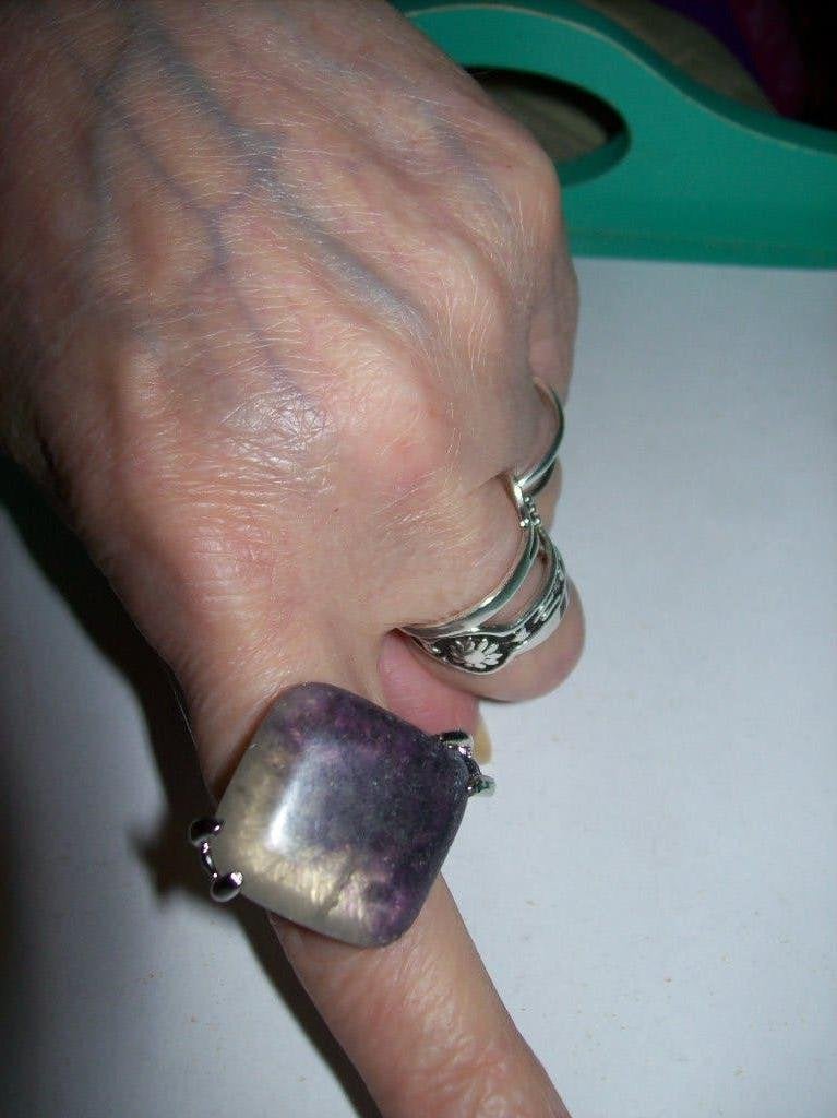 Ring Zilverkleur Paarse meer tint Steen Maat 18, Verzenden, Nieuw, Met edelsteen, Dame