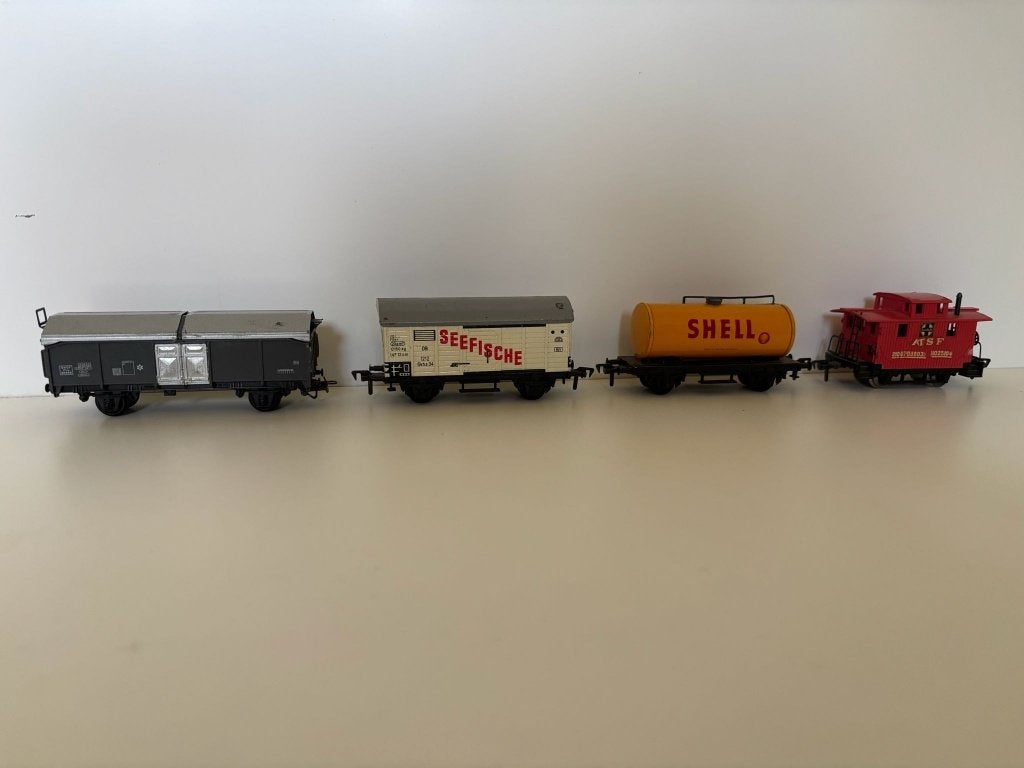Fleischmann Wagons Set (4 stuks) - Diverse Modellen, Gebruikt, Gelijkstroom, Fleischmann, Wagon