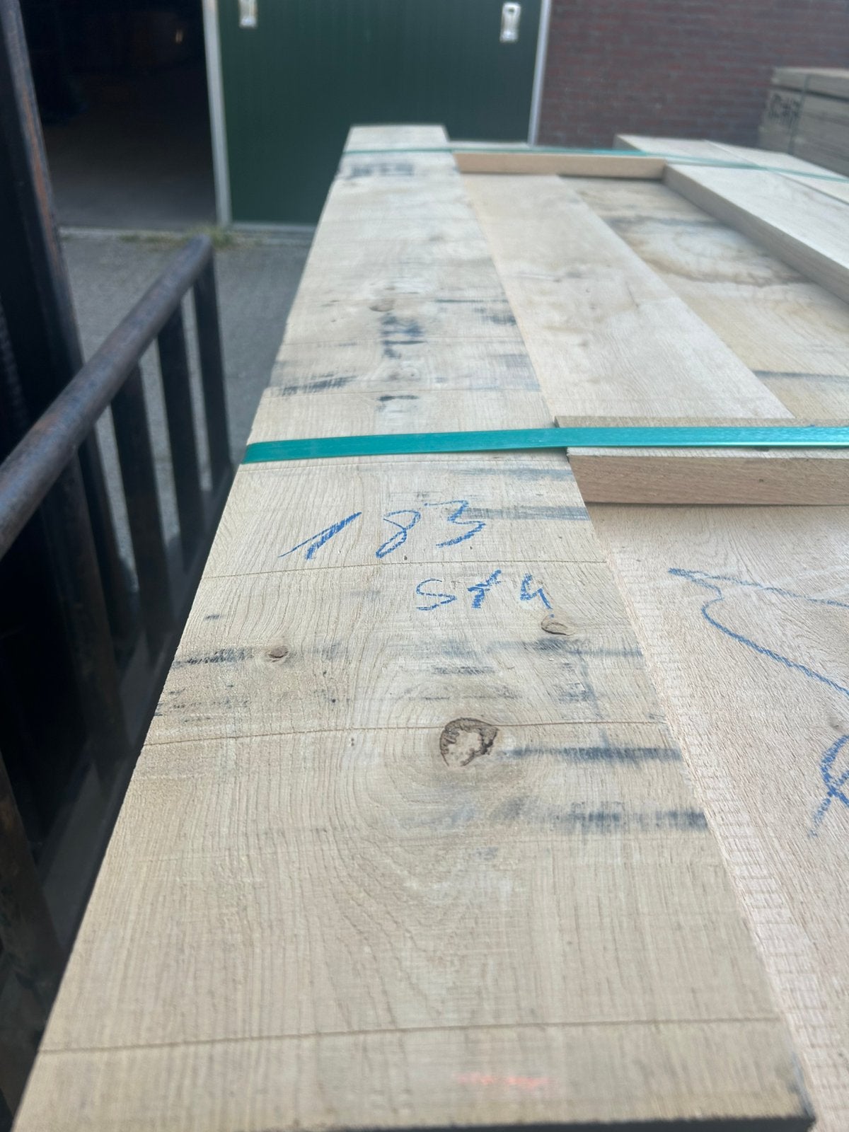 Eiken planken. 36 mm dikte. 245/305/370 cm lengte, Doe-het-zelf en Verbouw, Hout en Planken, 25 tot 50 mm, Eiken, Nieuw, Ophalen of Verzenden