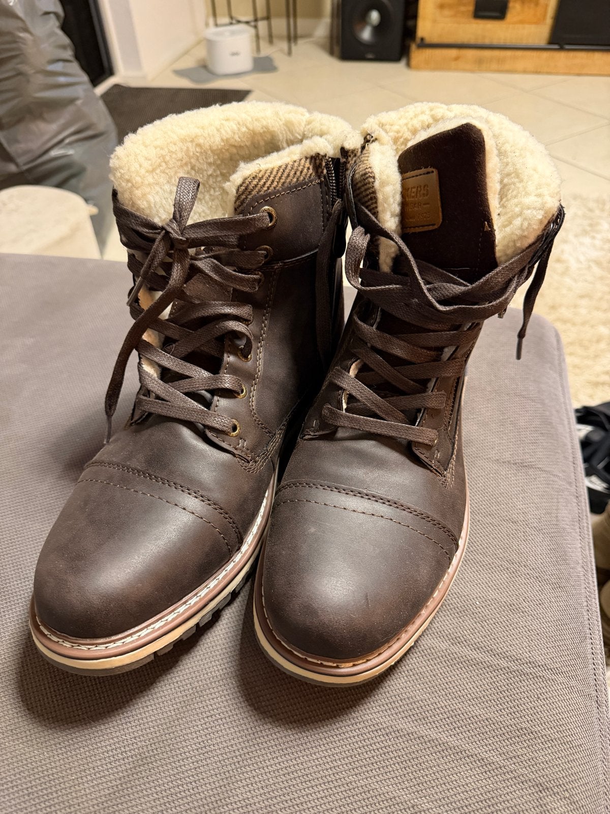Dockers gevoerde herenboots maat 45 -nieuw ,een riets kapot, Ophalen of Verzenden, Zo goed als nieuw, Bruin, Boots