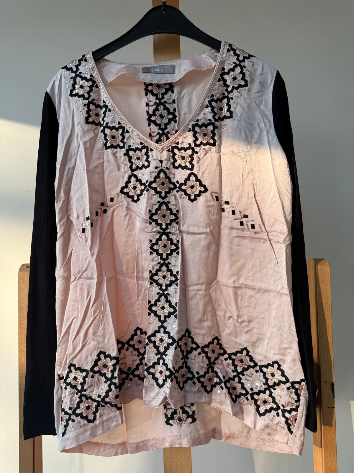 Gustav shirt maat 44 met borduursel, Verzenden, Maat 42/44 (L), Nieuw, Lange mouw