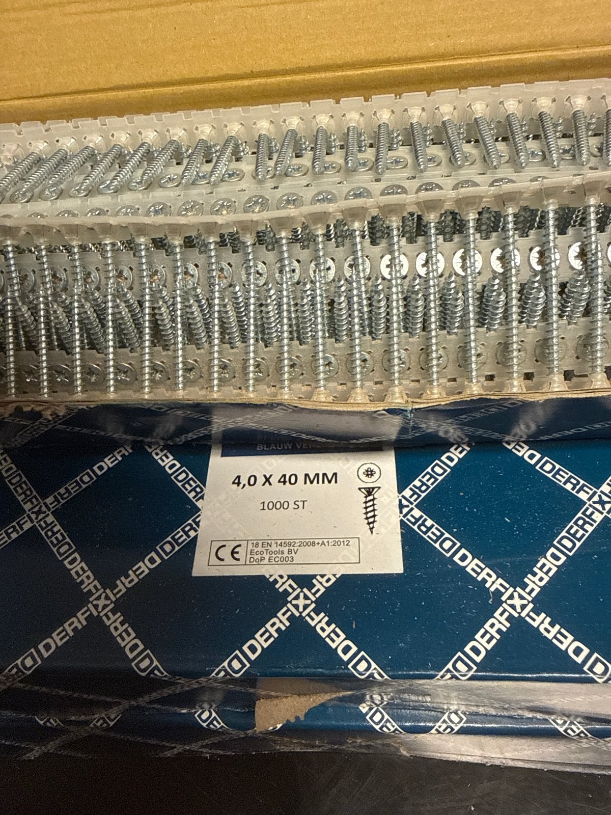 8 Dozen Schroeven op Band 4x40 mm - Nieuw, Ophalen, Nieuw, Minder dan 50 mm, Schroeven