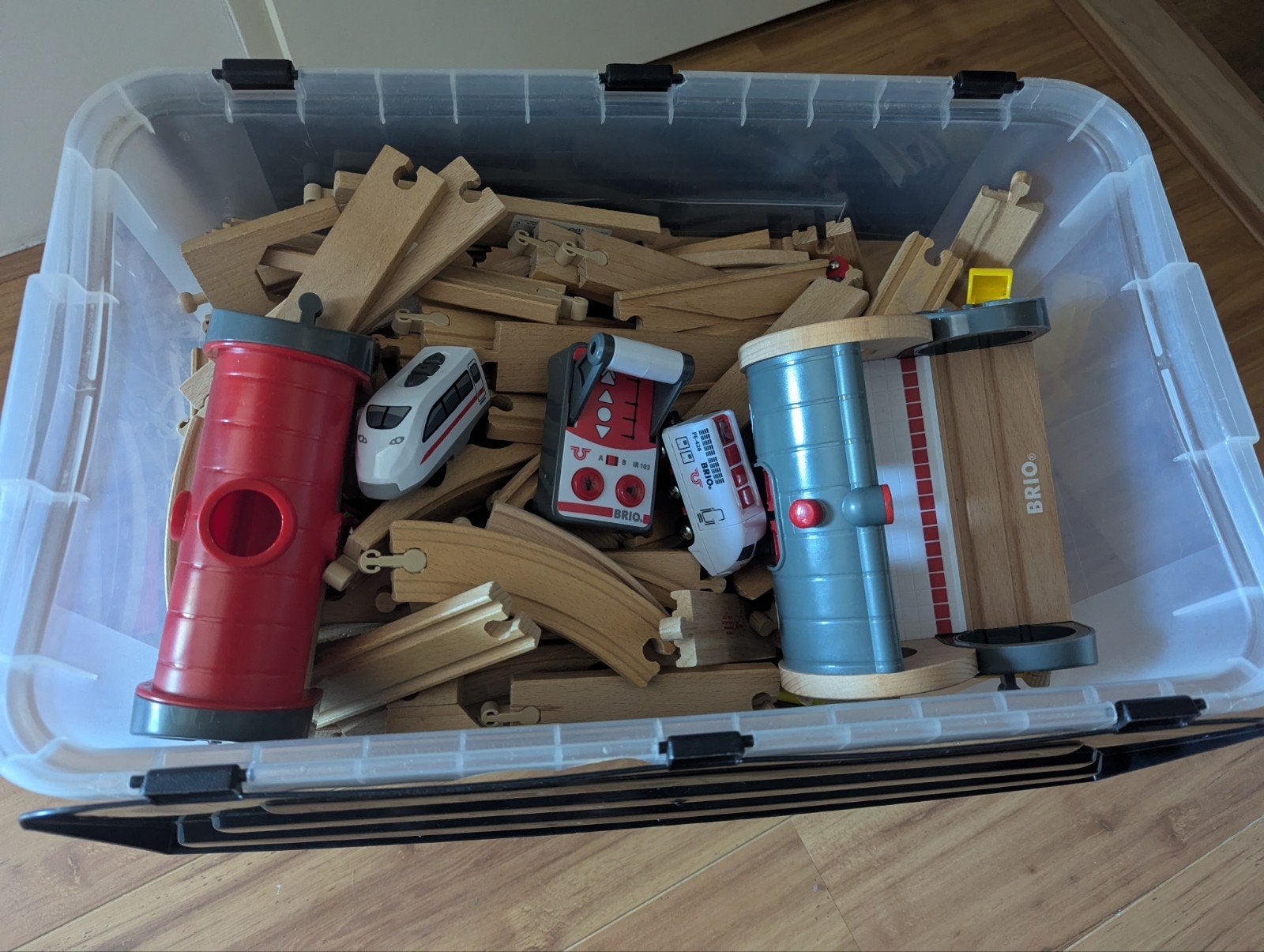 Houten trein baan!, Kinderen en Baby's, Speelgoed | Houten speelgoed, Ophalen, Gebruikt, Rij- of Hobbelspeelgoed