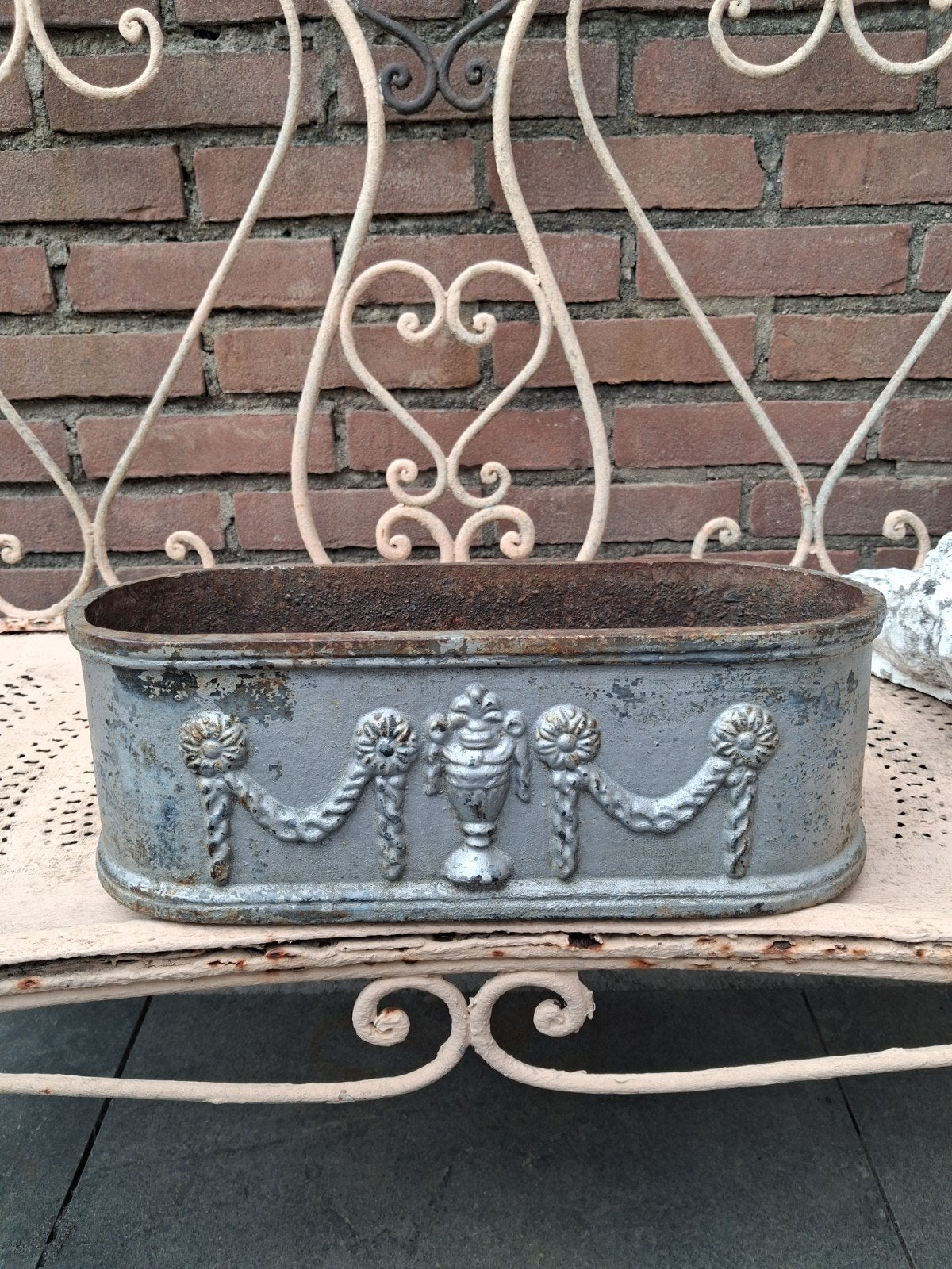 ANTIEK OUD  ...  FRANS  GIETIJZEREN  ... JARDINIERE, Ophalen of Verzenden