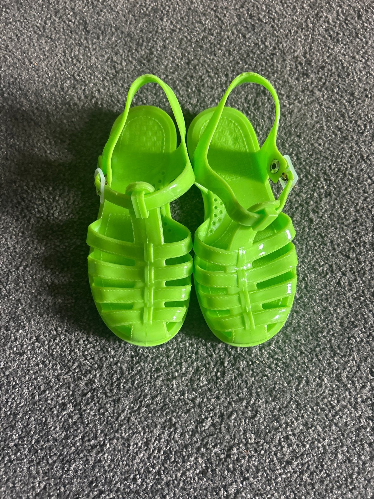 Waterschoentjes maat 26 - Neon Groen, Kinderen en Baby's, Kinderkleding | Schoenen en Sokken, Ophalen of Verzenden, Gebruikt, Jongen of Meisje