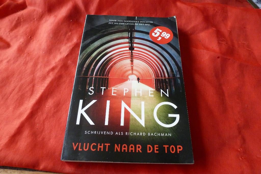 Stephen King (Richard Bachman) - Vlucht naar de top 2024, Boeken, Stephen King, Ophalen of Verzenden, Zo goed als nieuw, Amerika