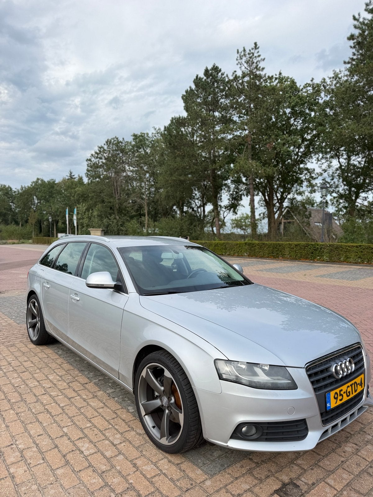 Audi A4 B8 197xxx km, Voorwielaandrijving, 4 cilinders, 160 pk, Handgeschakeld