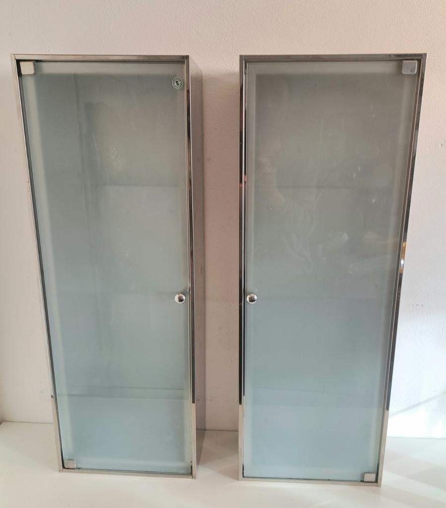 Twee Mooi RVS badkamer hangkastje
Zgan RVS badkamer hangkast, Huis en Inrichting, Ophalen, Minder dan 50 cm, Overige typen, Zo goed als nieuw