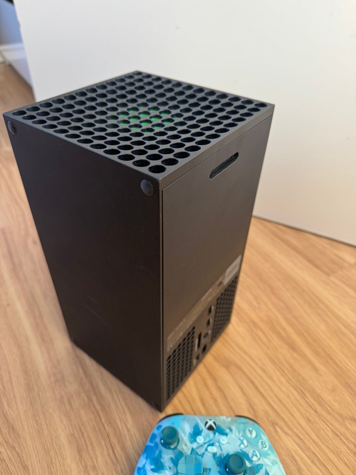 Foto 4 van Xbox Series X 1TB – In Topstaat!
