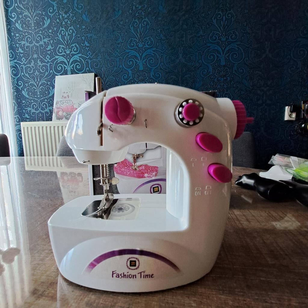 Kinder naaimachine, Ophalen of Verzenden, Zo goed als nieuw, Naaimachine, Overige merken