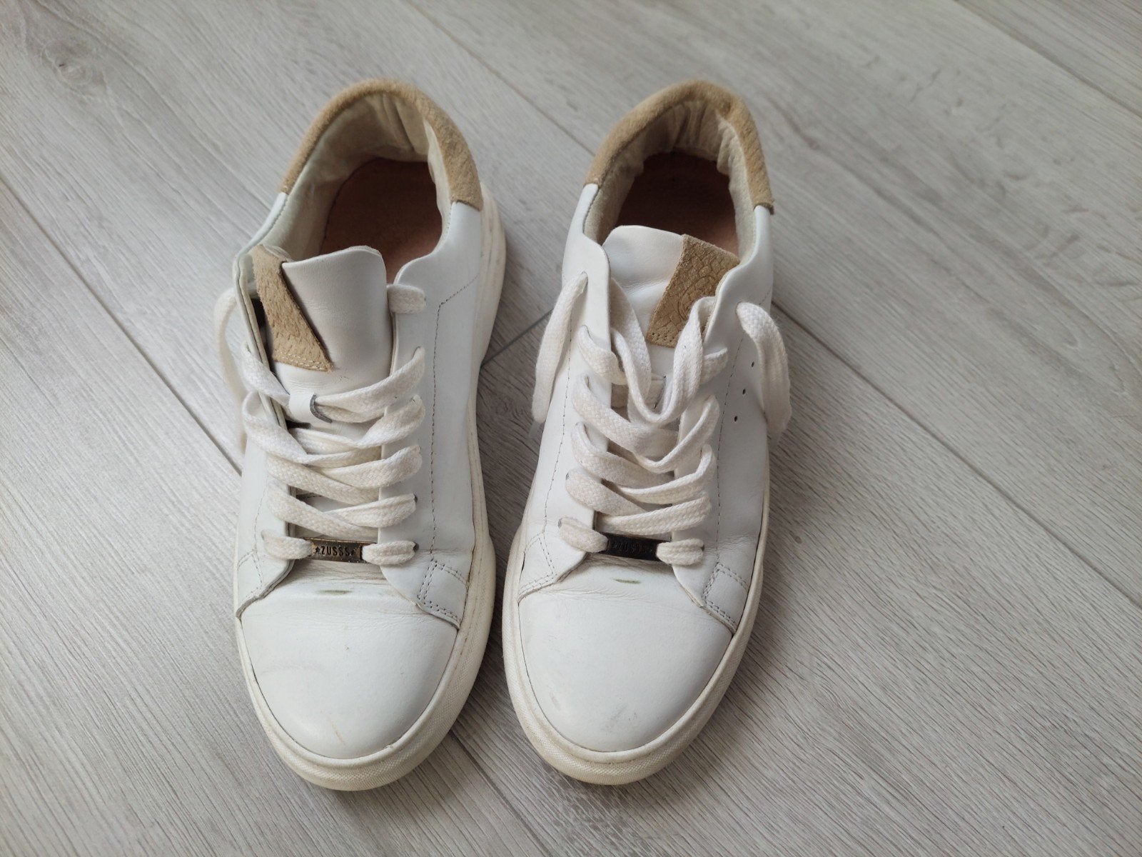 Sneakers maat 40 zuss schoenen wit, Kleding | Dames, Ophalen of Verzenden, Zo goed als nieuw, Wit, Sneakers of Gympen