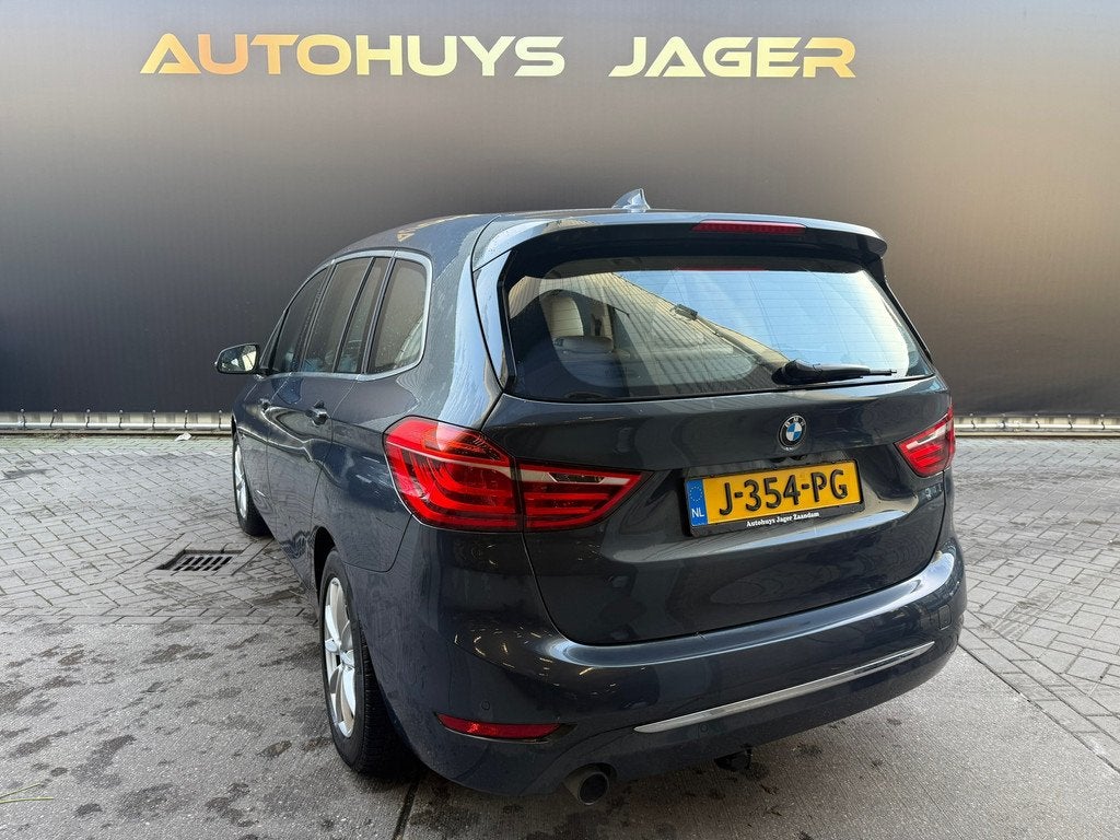 BMW 2-serie Gran Tourer 218i M Sport H&K H&U Leder Camera, Auto's, BMW, Automatische klimaatregeling, 136 pk, Gebruikt, 2-Serie Gran Tourer