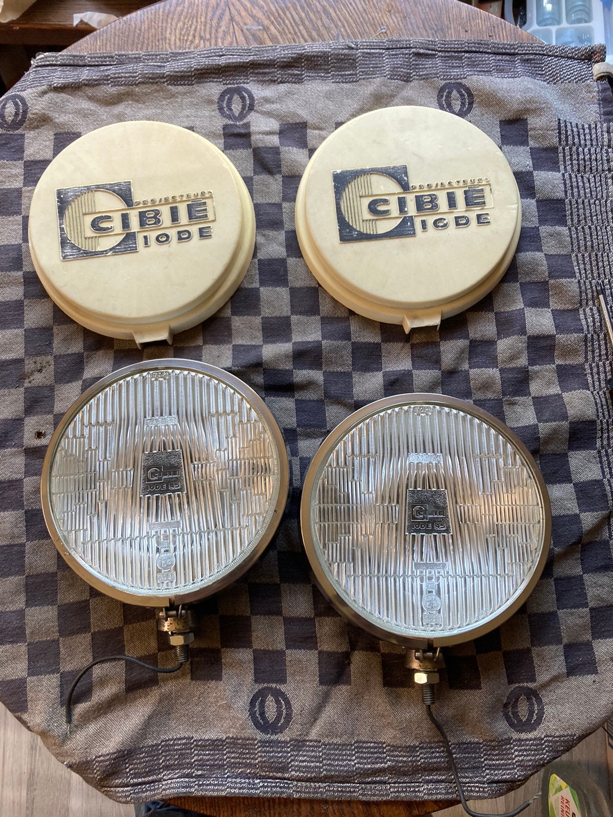 Oldtimer 2 Cibie witte mistlampen met covers type 45, Auto-onderdelen, Ophalen of Verzenden, Gebruikt
