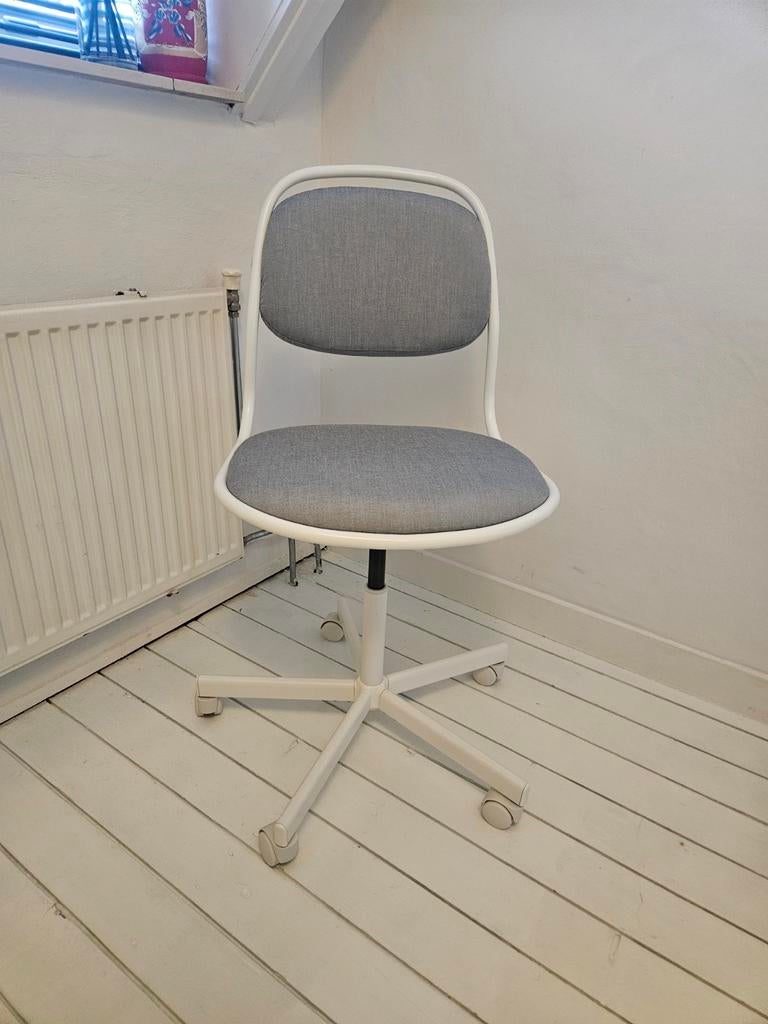 Bureaustoel kind Örfjäll Ikea, Huis en Inrichting, Bureaustoelen, Zo goed als nieuw, Grijs, Ophalen