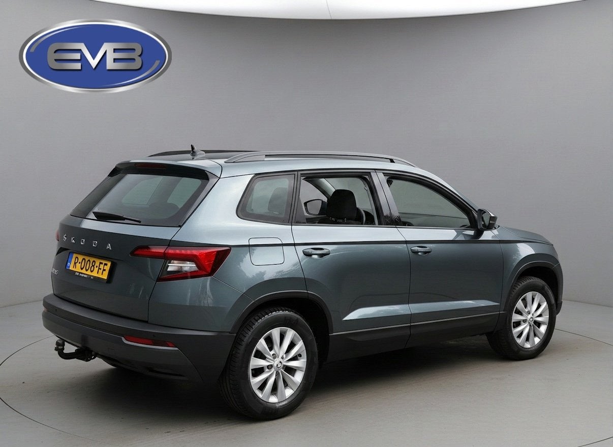 Skoda Karoq 1.5 TSI ACT Business Edition, trekhaak, stoelver, Auto's, Skoda, 4 cilinders, Karoq, Bedrijf, SUV of Terreinwagen