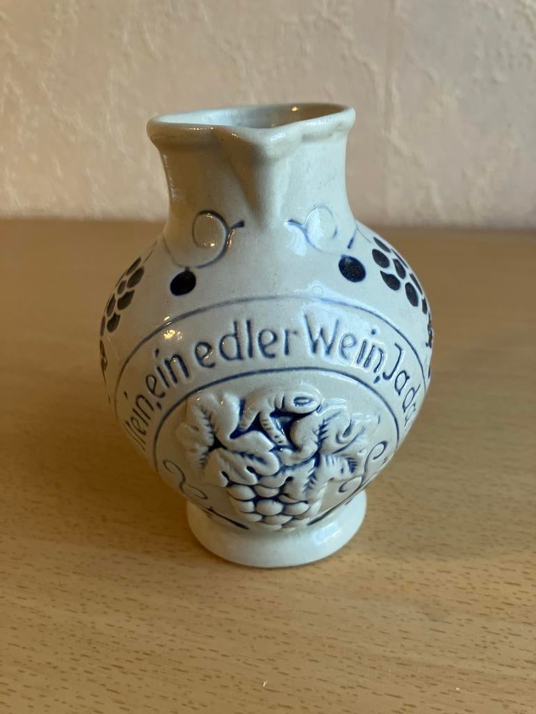 Vintage Keramische Kruik 250ml - Wijnkan met Druivenmotief, Antiek en Kunst, Ophalen