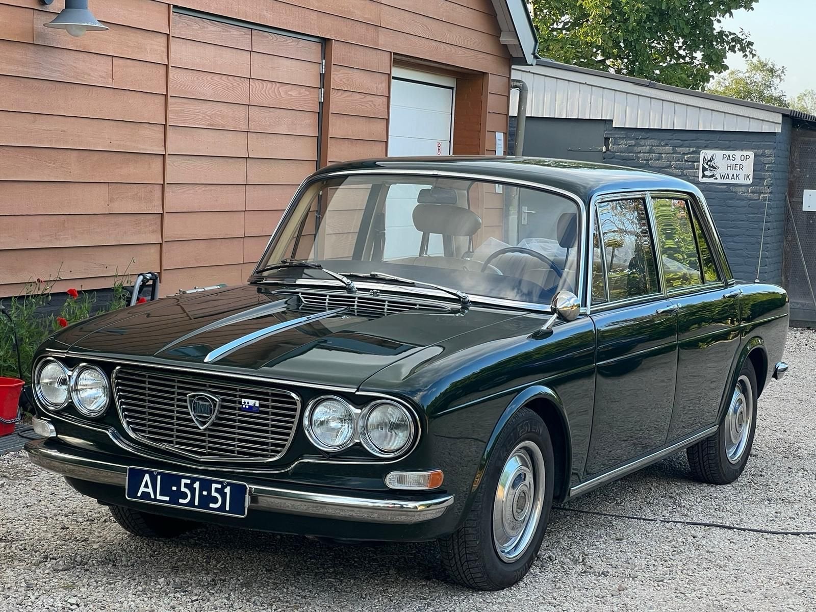 Lancia Flavia 819 Iniezione 1969, Auto's, Lancia, Voorwielaandrijving, Beige, 4 cilinders, Particulier