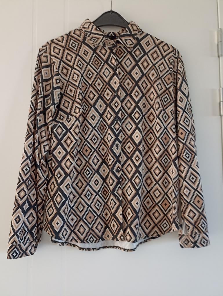 Blouse met leuke print maat s/m, Ophalen of Verzenden, Zo goed als nieuw, Maat 38/40 (M)