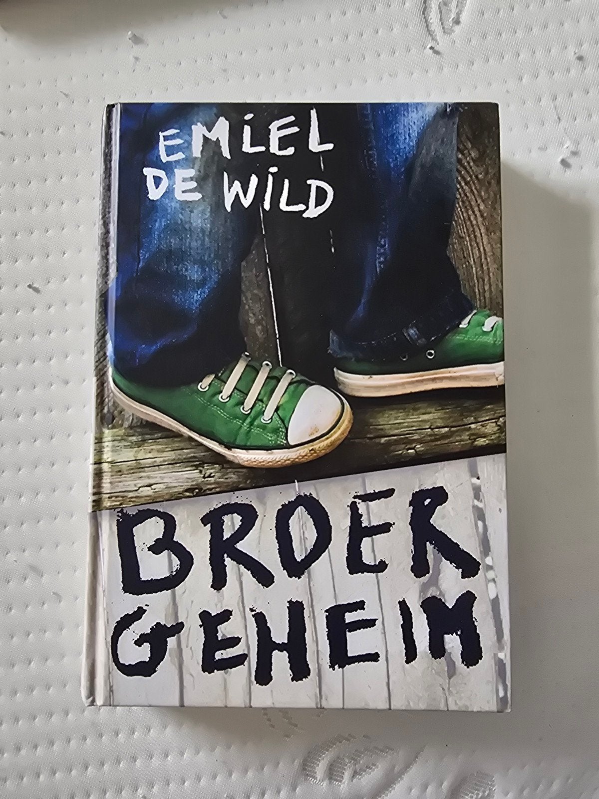 Emiel de Wild - Broergeheim, Ophalen of Verzenden, Zo goed als nieuw, Emiel de Wild