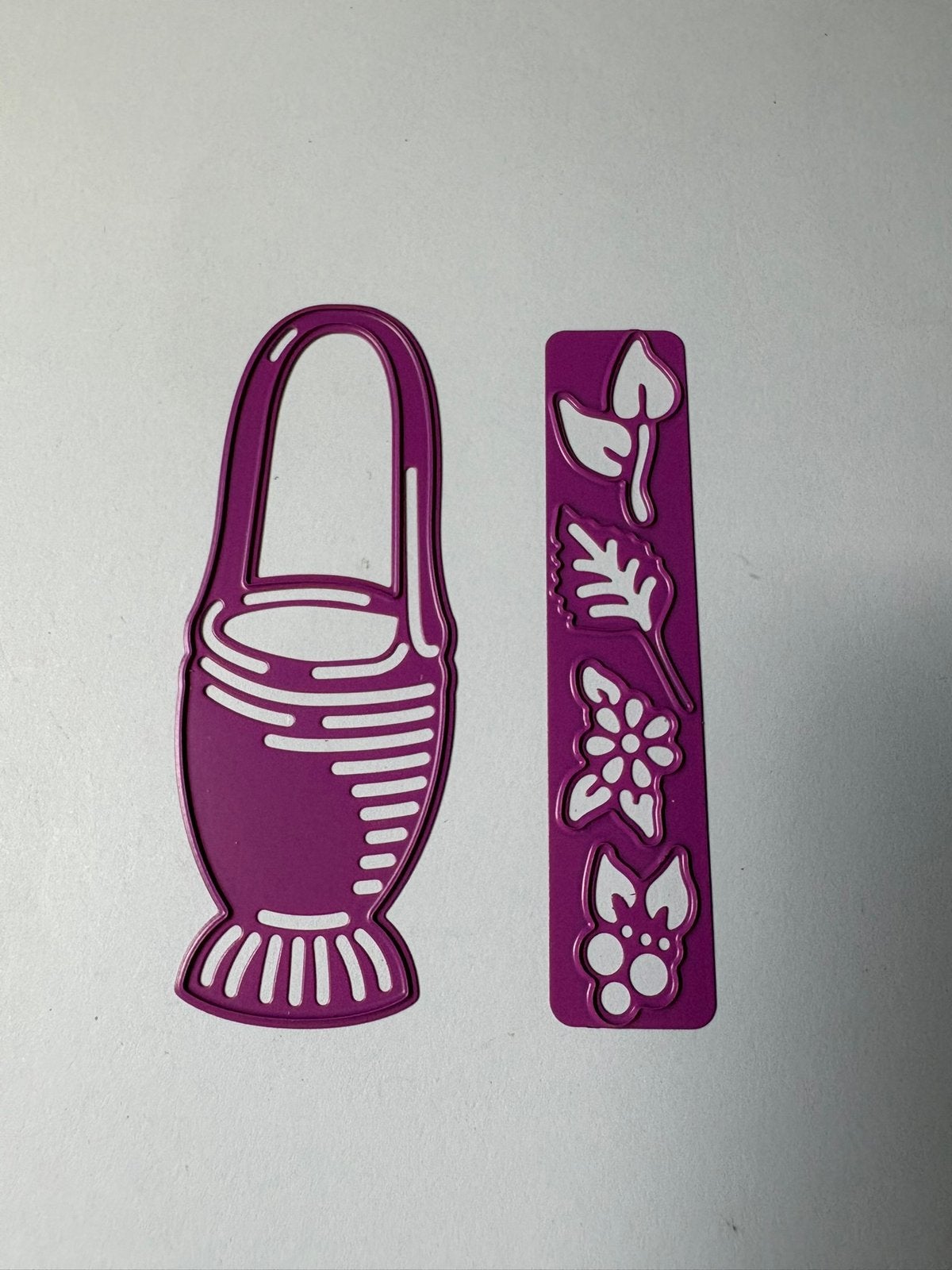 Snijmal mand met bloemen / blaadjes joy, Ophalen of Verzenden, Zo goed als nieuw, Overige thema's, Pons of Mal