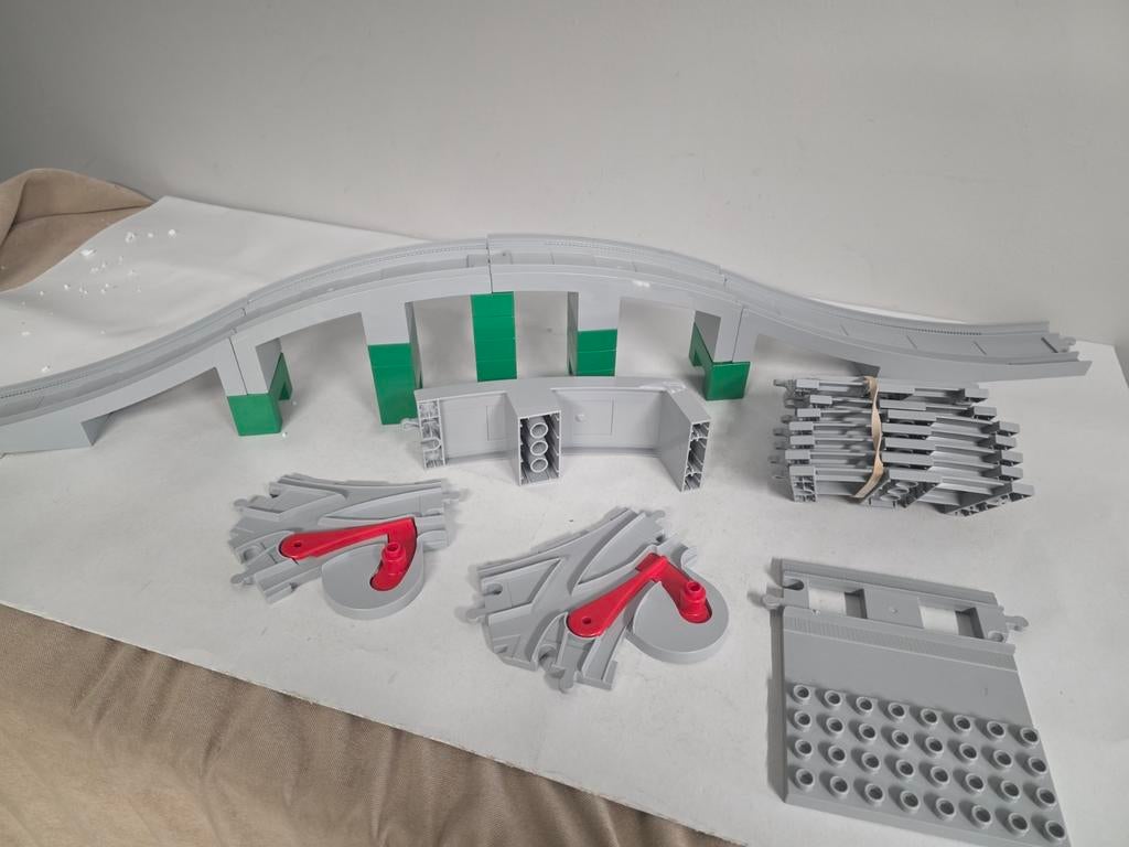 Lego duplo rails, Kinderen en Baby's, Speelgoed | Duplo en Lego, Ophalen of Verzenden, Zo goed als nieuw, Duplo