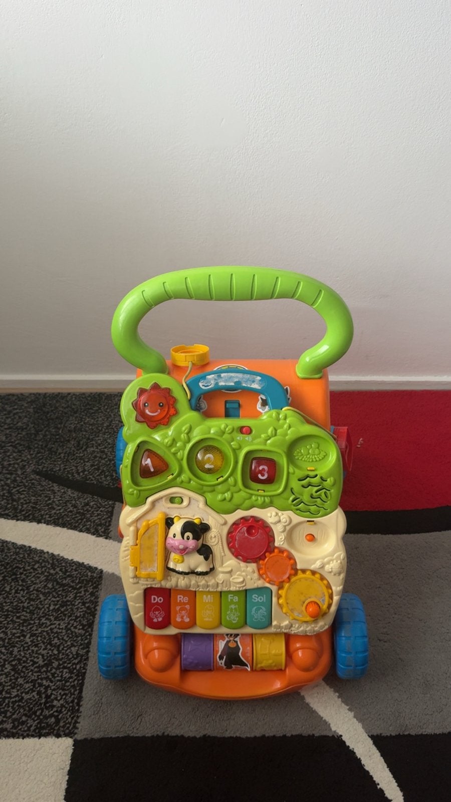 Praktische tweedehands loopstoel voor eerste stapjes, Ophalen of Verzenden, Gebruikt, Jongen of Meisje