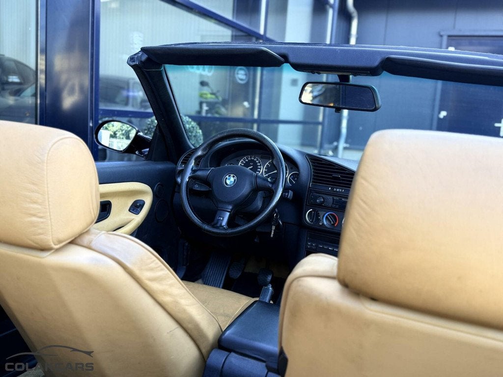 BMW 325i Cabrio '94 | Fabrieksaf M-pakket | Hardtop | M3, Auto's, Achterwielaandrijving, Gebruikt, 4 stoelen, Zwart