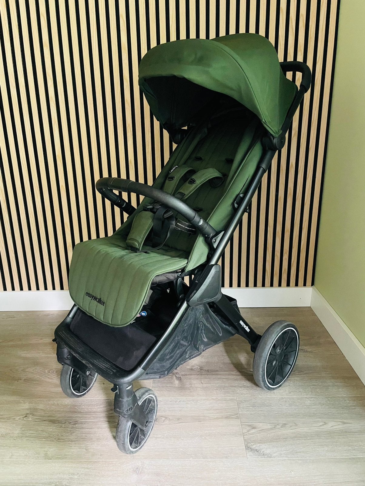 Compacte buggy Easywalker Jackey2 XL Deep green, Ophalen, Zo goed als nieuw, Zonnekap