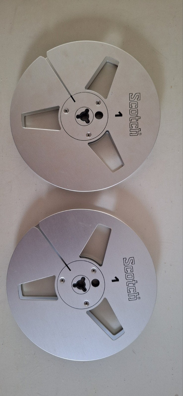 Scotch lege 18 cm aluminium haspel voor bandrecorder, Audio, Tv en Foto, Ophalen of Verzenden, Onderdeel, Met banden