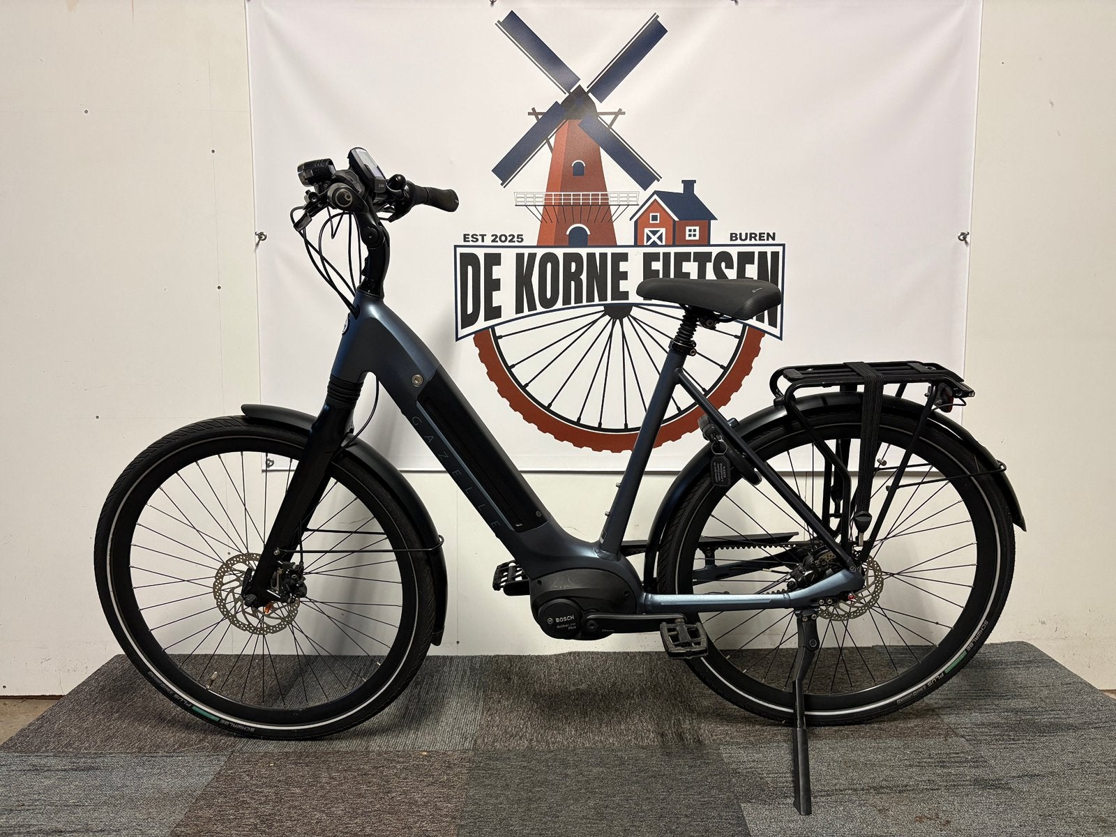 Gazelle Ultimate C8 beltdrive met Bosch middenmotor., 55 tot 59 cm, Ophalen, Zo goed als nieuw, Gazelle