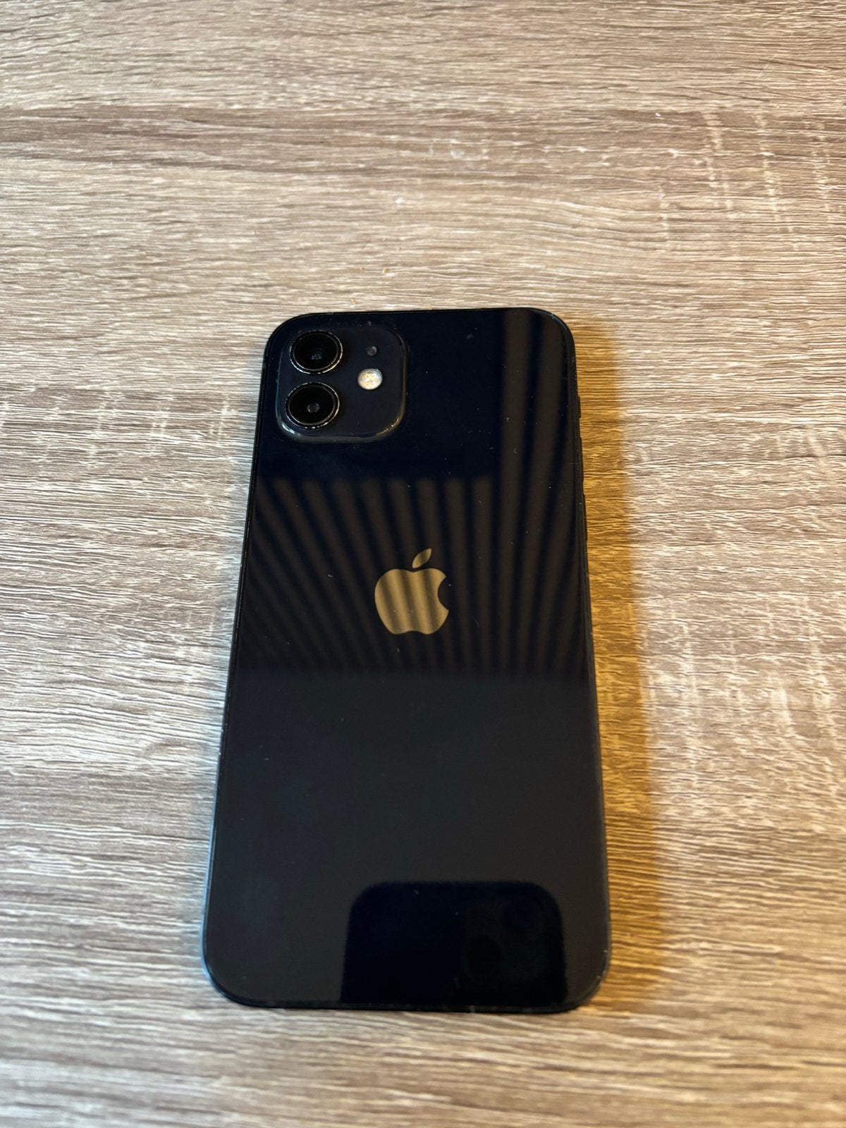 iPhone 12 - Goede staat, batterij snel leeg, Ophalen of Verzenden, Gebruikt, Zwart, IPhone 12