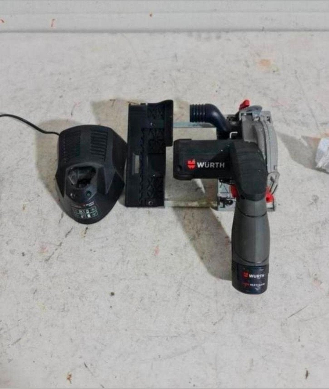 Wurth bosch mini accu cirkelzaag weinig gebruikt, Ophalen of Verzenden, Zo goed als nieuw, N.v.t, N.v.t
