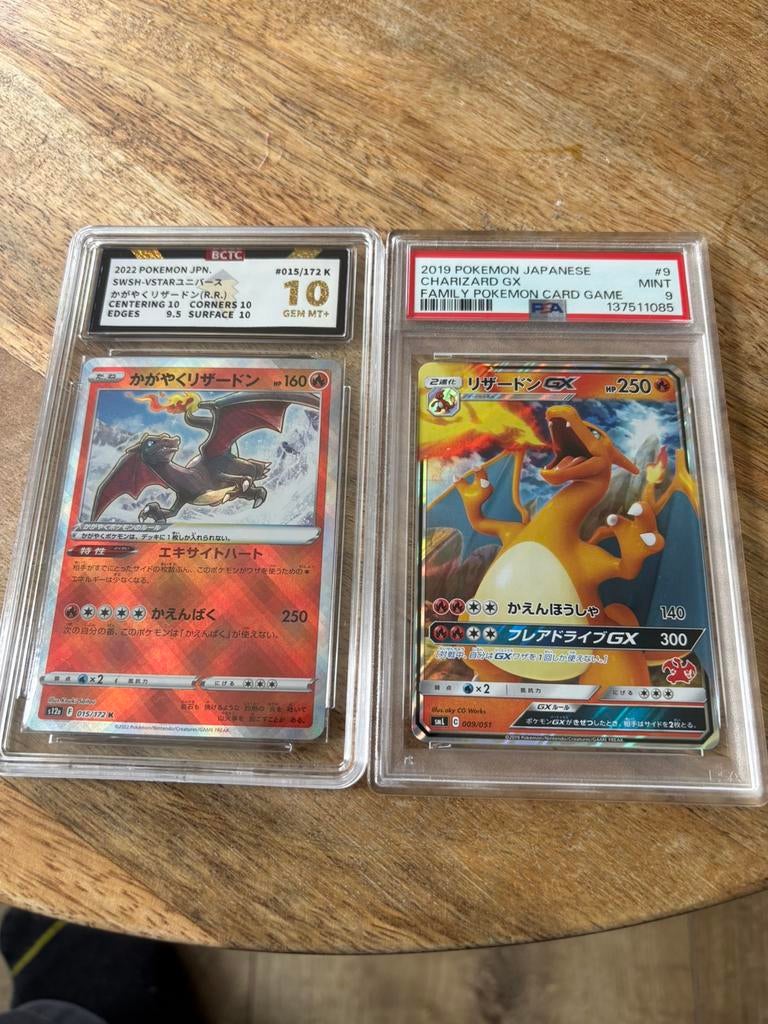 2 mooie charizard slabs, Ophalen of Verzenden, Zo goed als nieuw